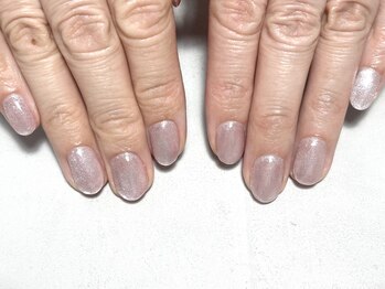 ピンクマグネットネイル