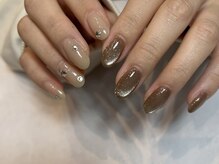 リリズ(LiLies)/カラー1色¥220 ストーン1粒¥55～