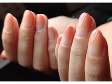 クッカ(kukka)/夏のグラデーションネイル♪