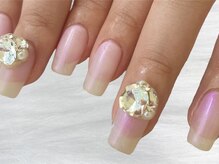 ネイルズ とんぷそん/艶々ワンホンネイル♪