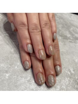 シンプルだけど派手すぎない!