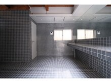 セイプ 学芸大学(saeiph)/洗練された店内