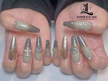 バンブーブリス 池袋東口店(BambooBliss)の写真/《初回ソフトジェルオフ無料☆》豊富なカラーやパーツ、デザイン性の高いネイルをご提案致します◎