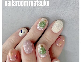 ネイルズルームマツコ(nailsroom matsuko)