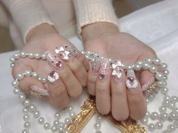 モアネイル 新宿/