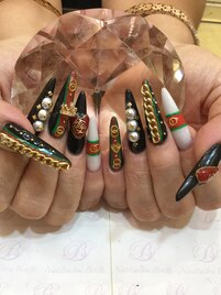 ゴージャスロングネイル