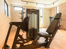 ラーク(Raak)/お尻を鍛えるマシン！