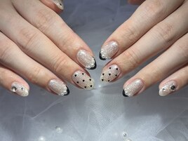 輝く笑顔とネイルが眩しいぜ☆