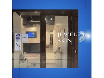 ジュエリースキン(JewelrySkin)/エントランス(入り口)