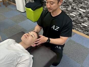 あず整体院 南森町天三/施術風景