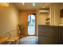 エラ(Ela)/トーンアップで笑顔に