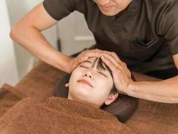 オルズ(Olu's)の写真/メンズ施術者の大きな手で包み込む極楽ヘッド!フェイシャル角質ケア付!肌も頭もすっきり癒し時間☆