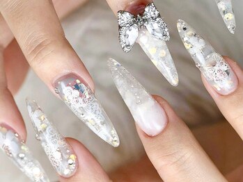 ネイルサロンラグジュアリー 梅田店(LUXURY)/バタフライネイル