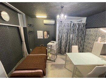 リーペックス(LEAPEX)/脱毛ルーム1F