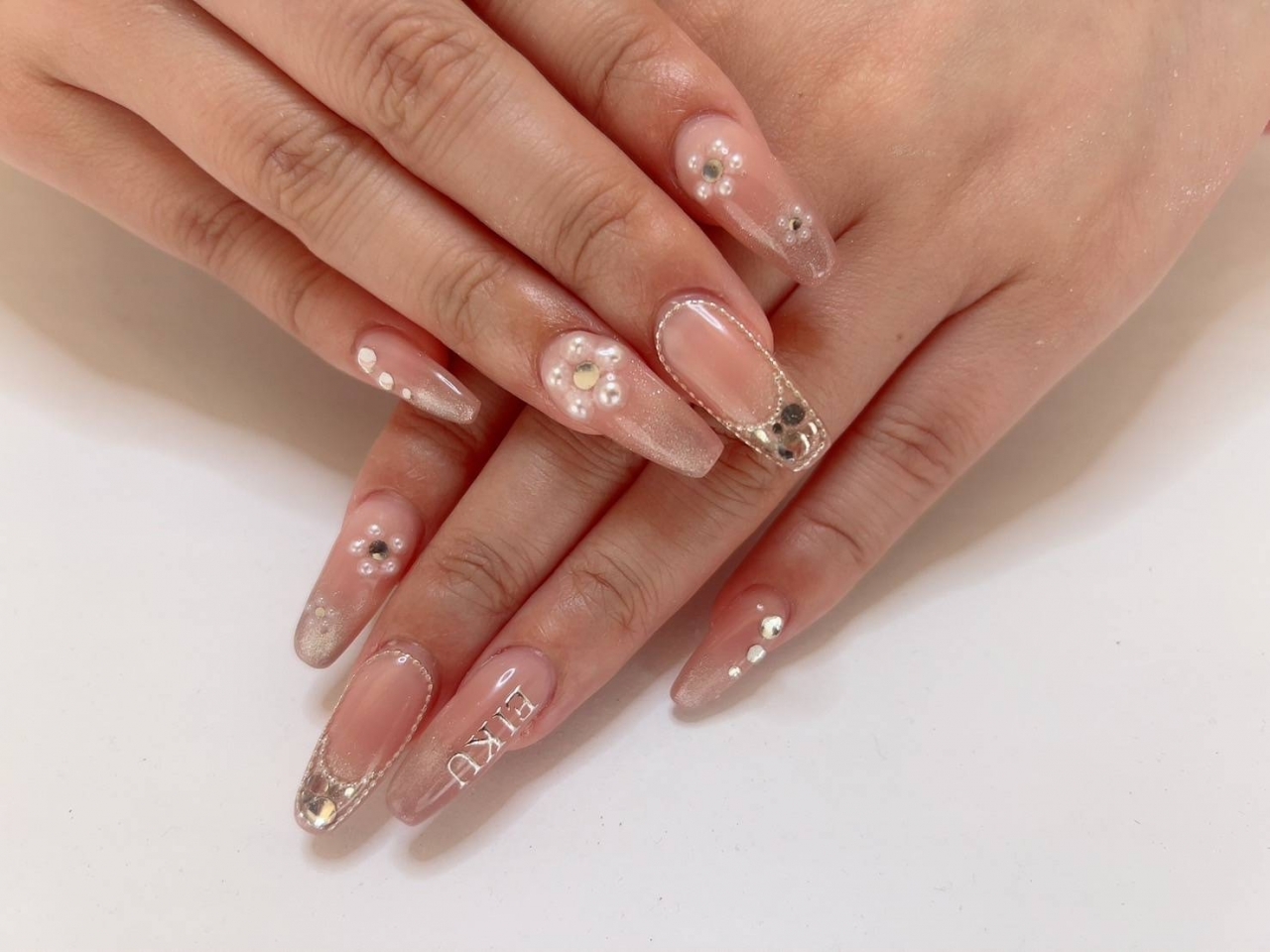 ネイルサロンアンドネイルスクールアートローズ 町田店(Art Rose)の写真/【デザインフリー★ジェル90分¥7480/120分¥￥8980！】ケア・自店ジェルオフ無料!!画像持込みも大歓迎です◎