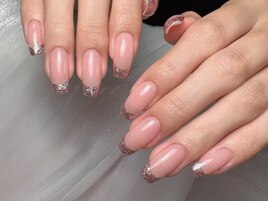 シンプルフレンチネイル