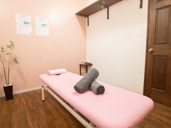 整体院リフィールの写真/【国立駅から徒歩１分】完全個室の女性美容整体！首肩がつらい方必見！猫背整体で上半身ケア初回￥3,980