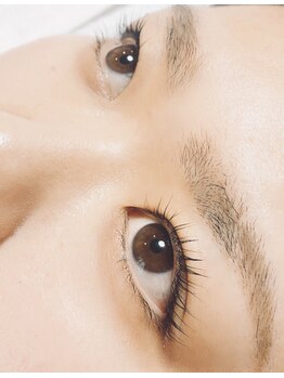 ヒイラギ(HIIRAGI)/まつ毛カールトリートメント付き