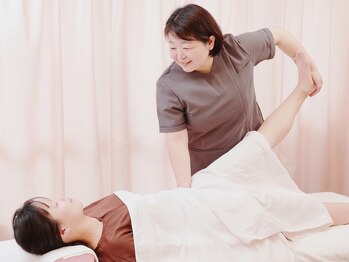 ふわりはり灸整体院/身体の動きにくさの確認も