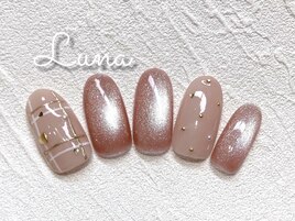 定額8900円