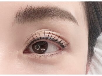 モア(MOI)/根本からぱっちりパリジェンヌ