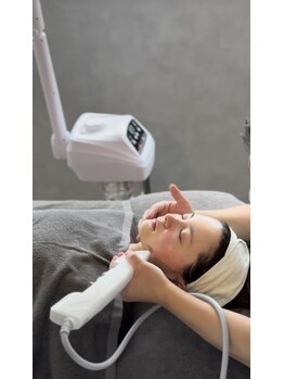 ミトノウ(MITONOU)の写真/【千葉初の体験を】MITONOUで人気のエアセラムで、“肌の時を巻き戻す”反転美容☆体験してみませんか？