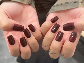 シー(SHE)/ボルドーワンカラー