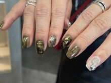 ネイリスト：NANA