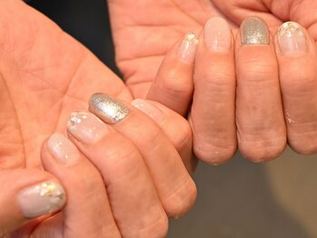 ループスネイルスペース 日吉店(Loops Nail Space)/スタッフのネイルデザインです。