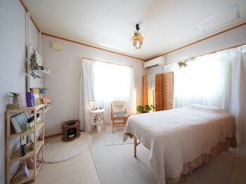 リズム(RIZM)の写真/【安心のプライベート空間♪】よもぎ蒸し/頭皮リンパ/足つぼ/身体の内外両面から血行促進し健やかな巡りへ