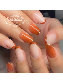 明るいブラウンのアートネイル