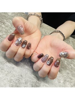 ネイルズ グラヴィス(Nails Gravis)/持ち込みフルアートコース