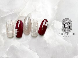 パール×チェックの冬ネイル◎