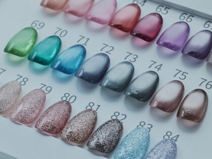 Hina nail 心斎橋【ワンカラー/マグネット/フィルイン/定額ネイル】の写真