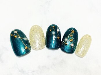 クイーンビー(QUEEN BEE)/12月定額ネイル￥7500