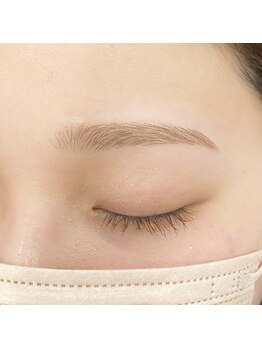 エルブリンク(elblink)/華やかさと柔らかさの絶妙なmix