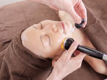 フリージア(Freesia)/【4】　ヒト幹細胞培養液導入