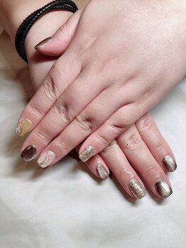 ラグネル(Luxnal)/ニュアンスネイル