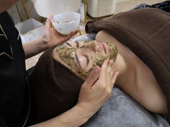 ビューティサロン アール(R)/話題沸騰中の陶肌トリートメント