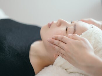 レクラ(L‘ECLAT)の写真/《機械×ハンド》美肌小顔毛穴コース◆デコルテ・背中・ヘッド7700円◎お肌トラブルにお悩みの方に♪