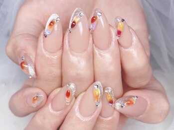 ネイル ヨヨ(Nail YY)/