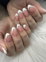 タムタムネイル 本厚木(Tam Tam Nail)/フレンチ、ラメライン追加
