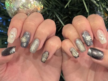 カノアネイルプレイス(KANOA nail place)/雪の結晶デザイン