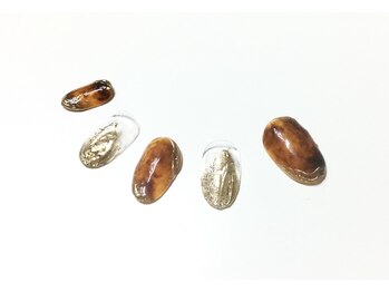 定額デザイン30種類！8,470円