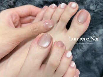 ルミエール ネイル モンナカ(Lumiere Nail Monnaka)/オンブレフレンチ/冬ネイル