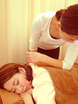 爽&快(sou&kai)/全身ほぐし60分¥2800<背中>