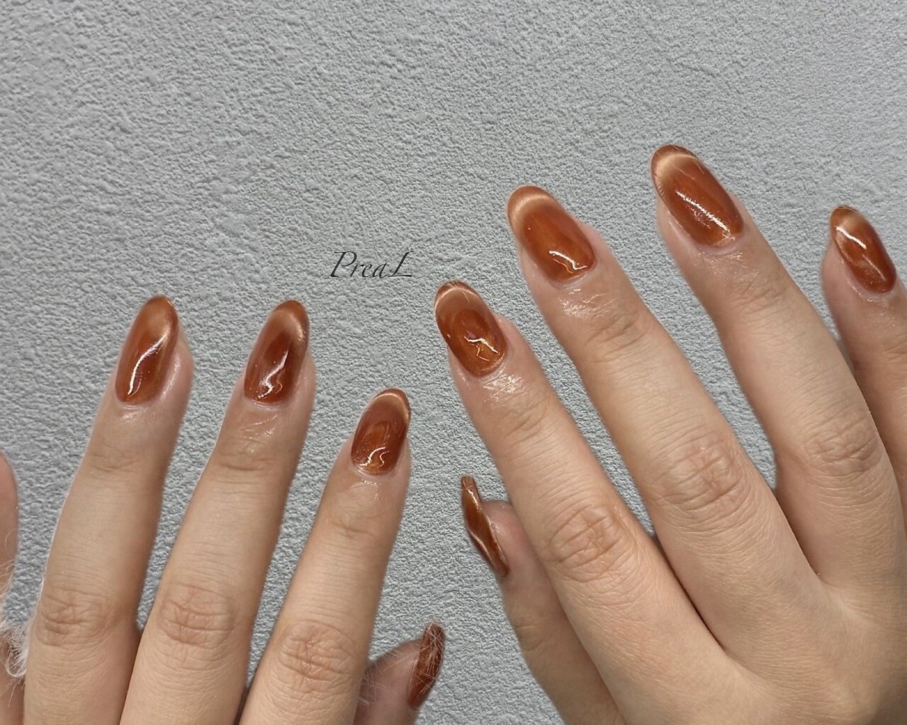 2025年-2026年冬トレンド】オレンジ ハンド 秋のネイルデザイン集