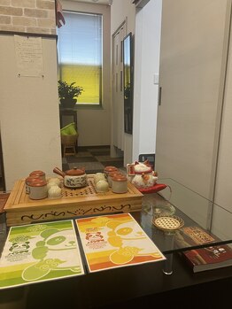 パンダてもみ本舗/待合スペース