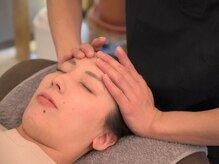 グレイ(GRAY)/骨盤矯正 骨格矯正 姿勢 猫背 顔