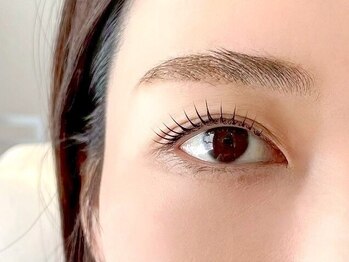 アンドシー 神戸三宮店(and she.)の写真/こうなりたかった！がきっと見つかる◎特別なカウンセリングで理想の目元に【デザインまつげパーマ￥4980】